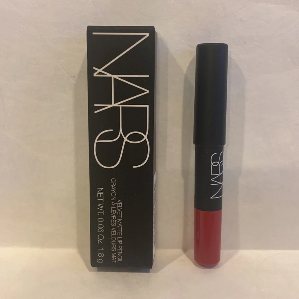 NARS Velvet Matte Lip Pencil in Dragon Girl (Siren Red) 9260 0.06oz $25 NIB